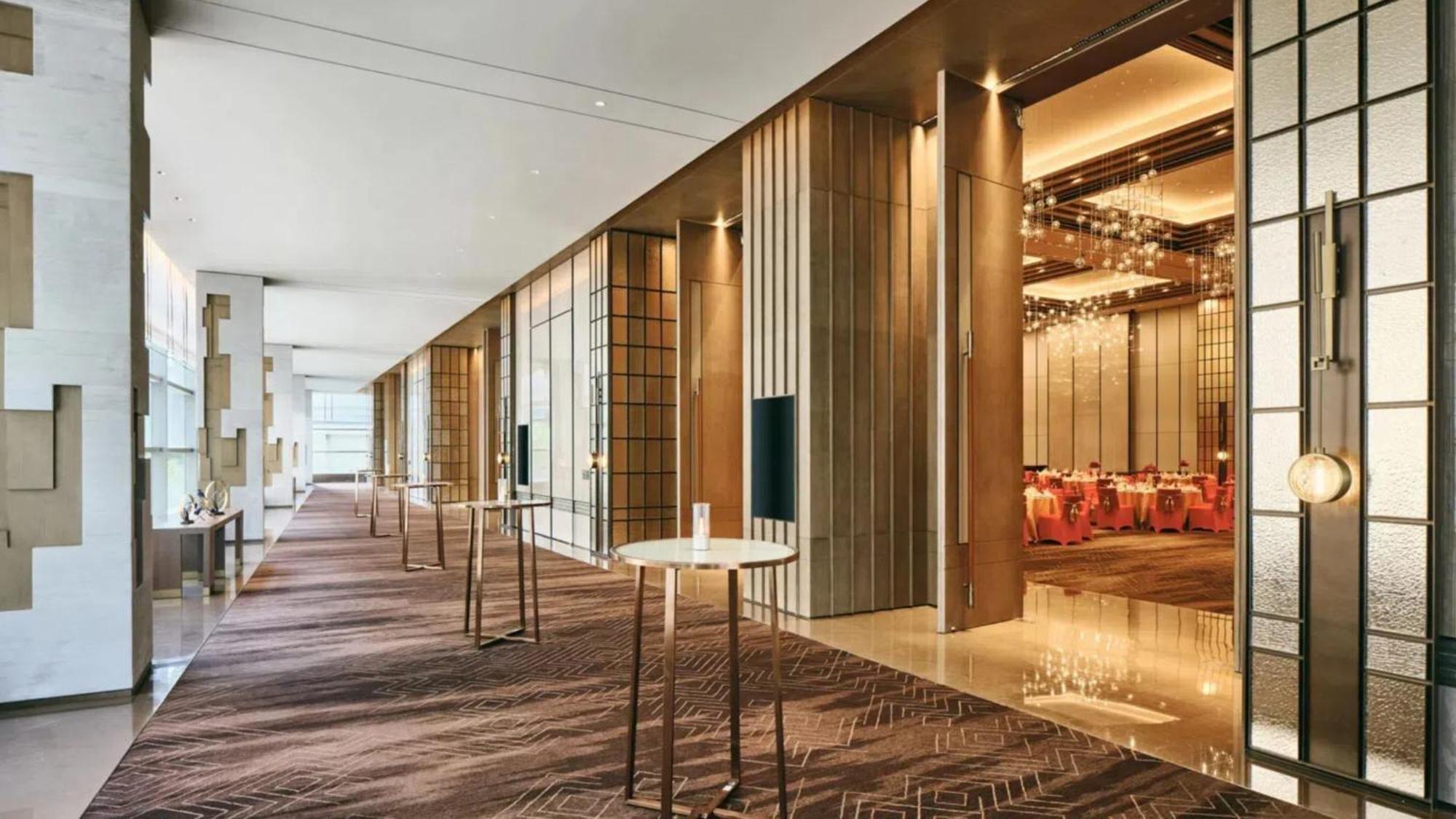 Intercontinental Xi'An North By Ihg Hotel Exterior photo
